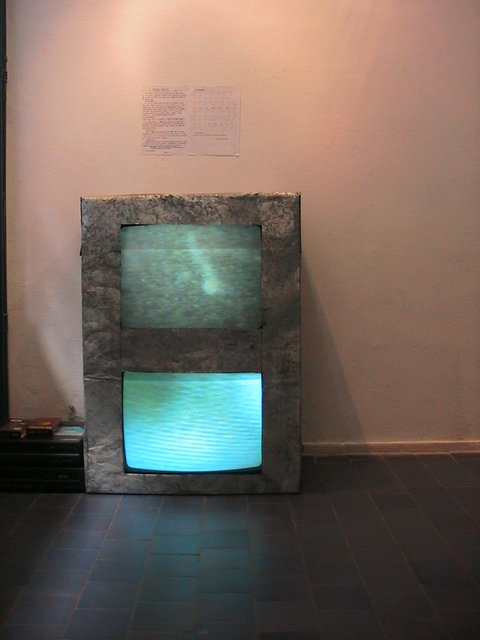 a4 HIBRID7 videoperformance-+installation 2005